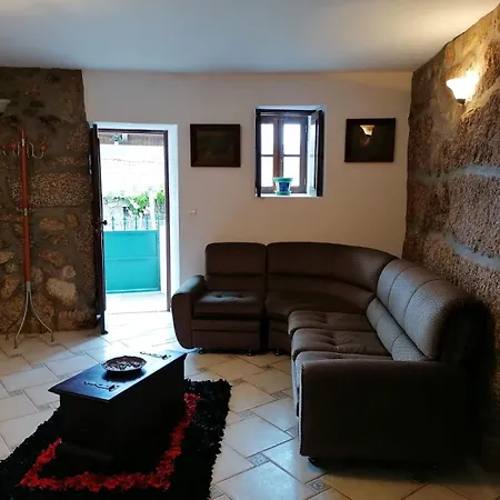 Вилла Cantinho Dos Avos *