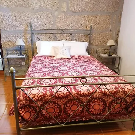 Vila Cantinho Dos Avos *